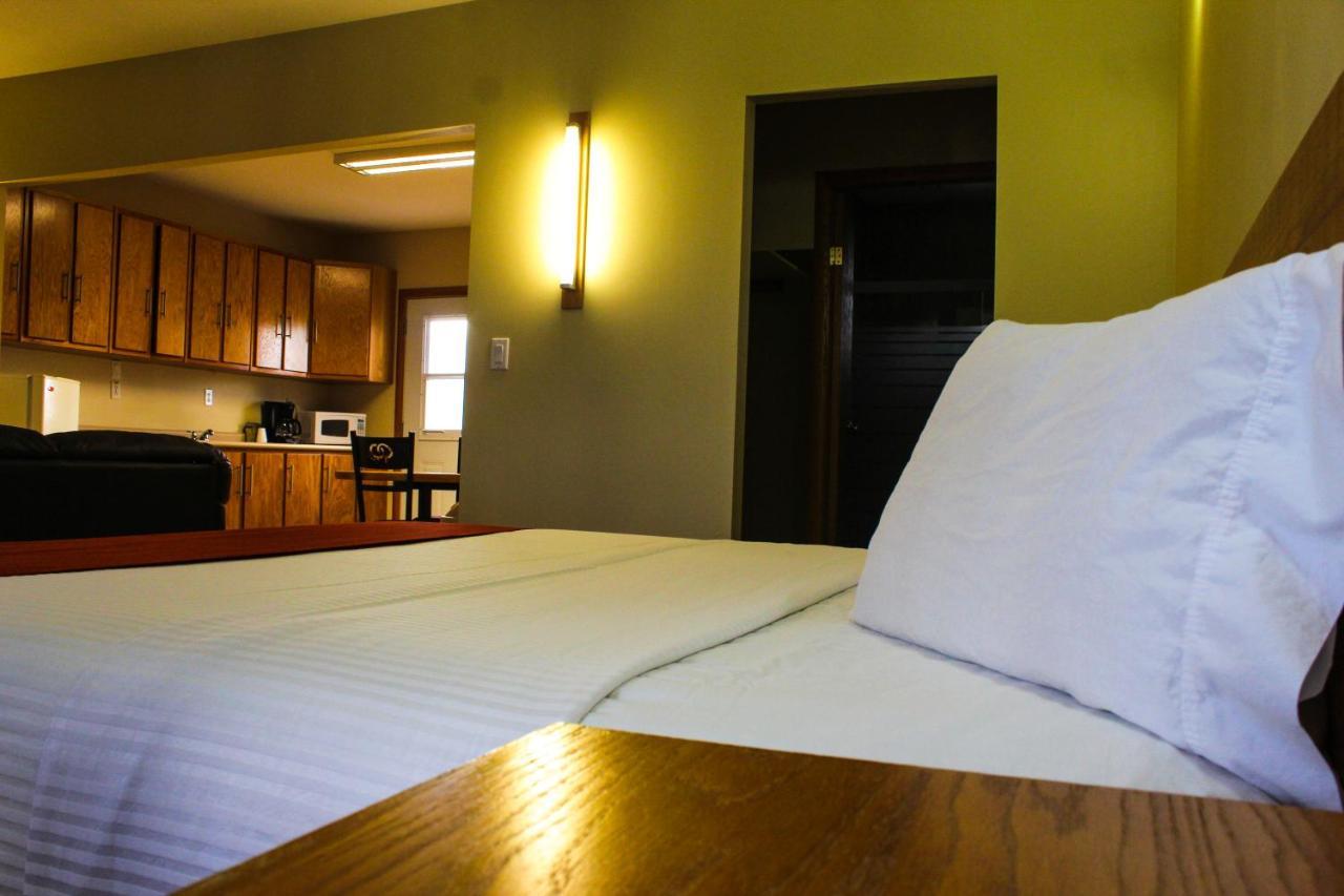 La Huerta Inn & Suites Ciudad Cuauhtemoc  ภายนอก รูปภาพ