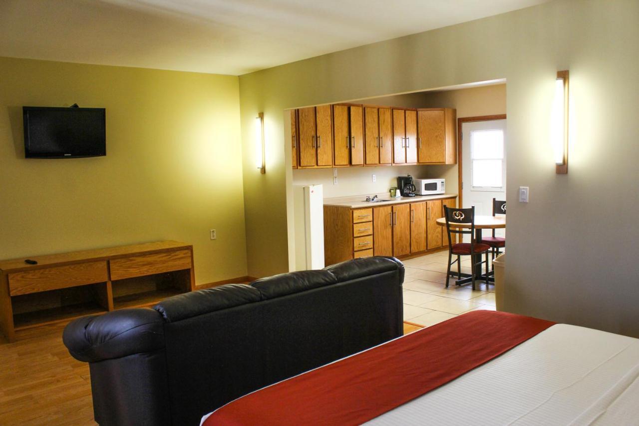 La Huerta Inn & Suites Ciudad Cuauhtemoc  ภายนอก รูปภาพ