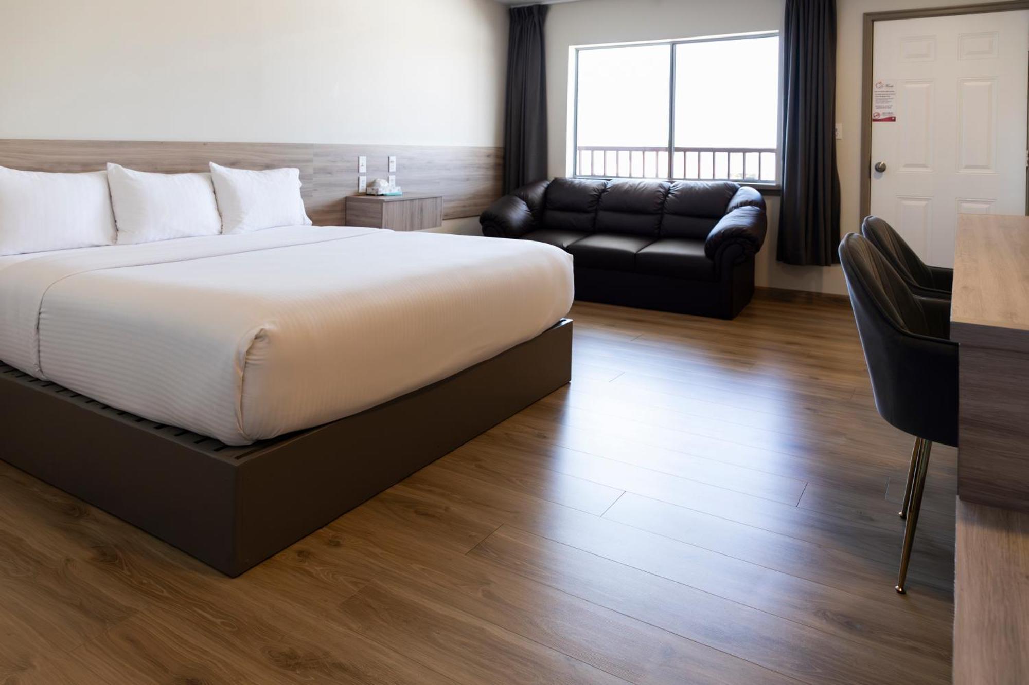 La Huerta Inn & Suites Ciudad Cuauhtemoc  ภายนอก รูปภาพ